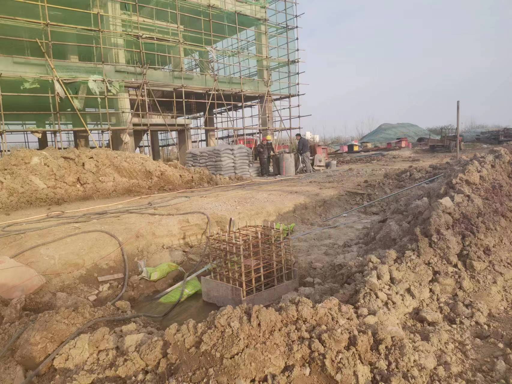 合山当桥梁出现裂缝的时候应该及时加固修补